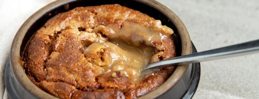 Gooey Caramel Baked Oats